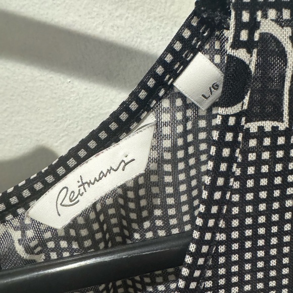 3/$20 Reitmans Sheer Black and White Heart Blouse with ruffle style bottom - Picture 3 of 6